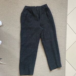 100% Wool Talbots Newsboy Slacks - Size 4